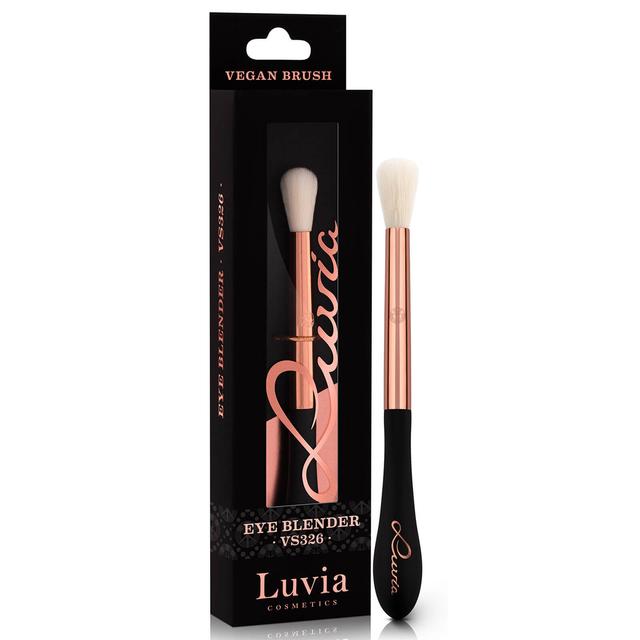 Luvia VS326 Eye Blender Brush on Productcaster.