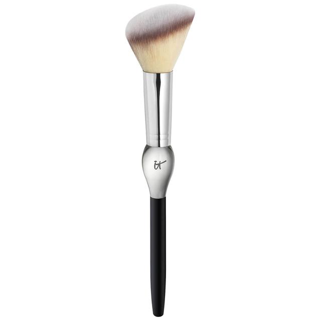 IT Cosmetics Heavenly Luxe French Boutique Blush Brush #4 on Productcaster.