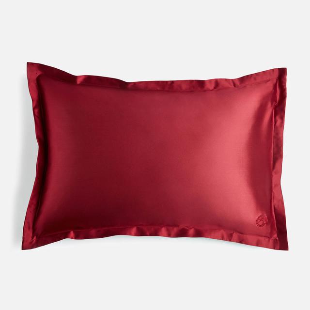 ESPA Oxford Edge Silk Pillowcase - Claret Rose Red on Productcaster.