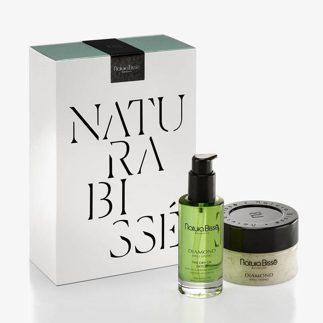 Natura Bissé Diamond Well Living Set (Worth £136.00) on Productcaster.