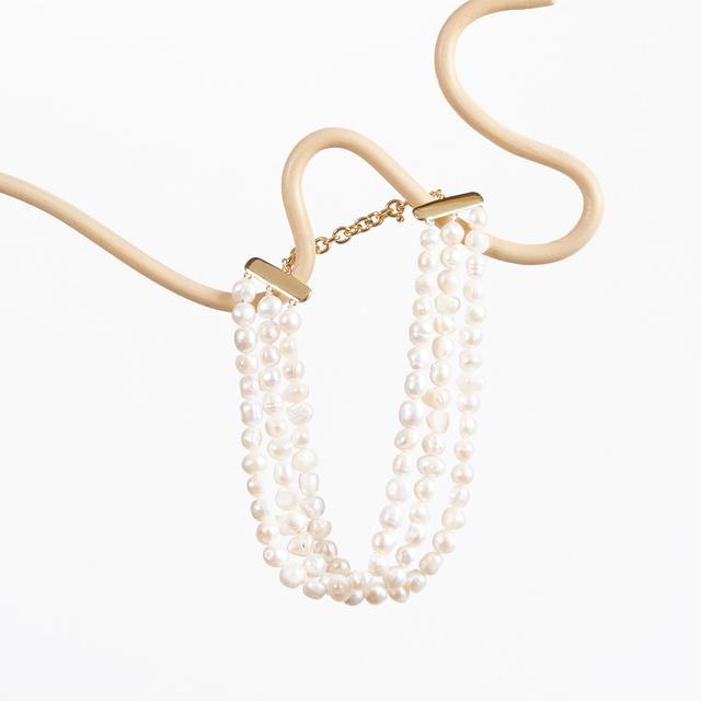 Cult Gaia Women's Nora Choker - Pearl White on Productcaster.