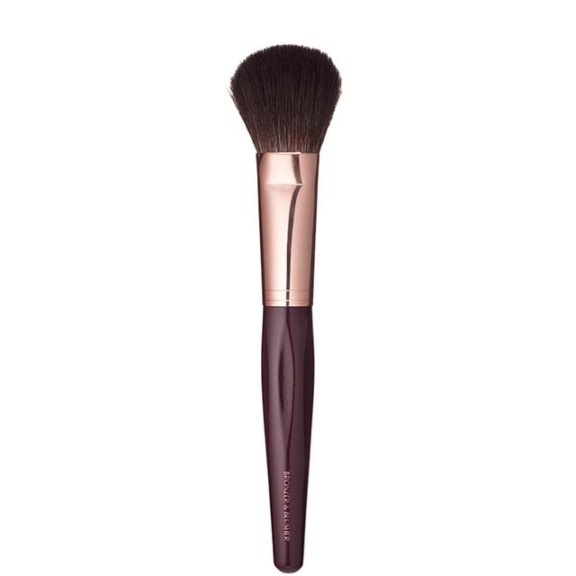 Charlotte Tilbury Bronzer & Blusher Brush on Productcaster.