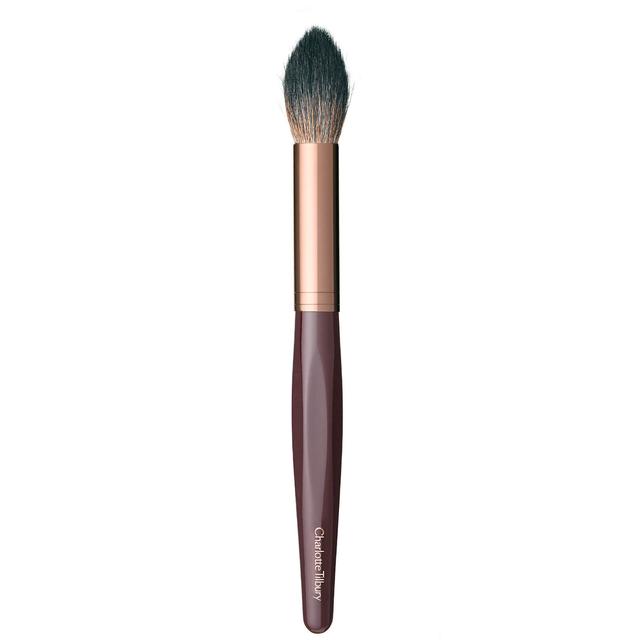 Charlotte Tilbury Powder & Sculpt Brush on Productcaster.