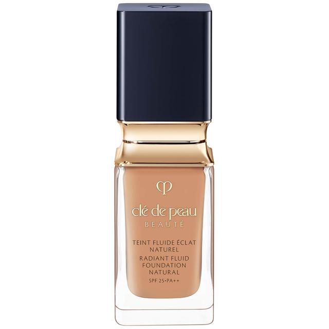 Clé de Peau Beauté Radiant Fluid Foundation Natural (Various Shades) - B40 on Productcaster.