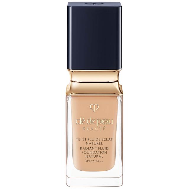 Clé de Peau Beauté Radiant Fluid Foundation Natural (Various Shades) - BF40 on Productcaster.