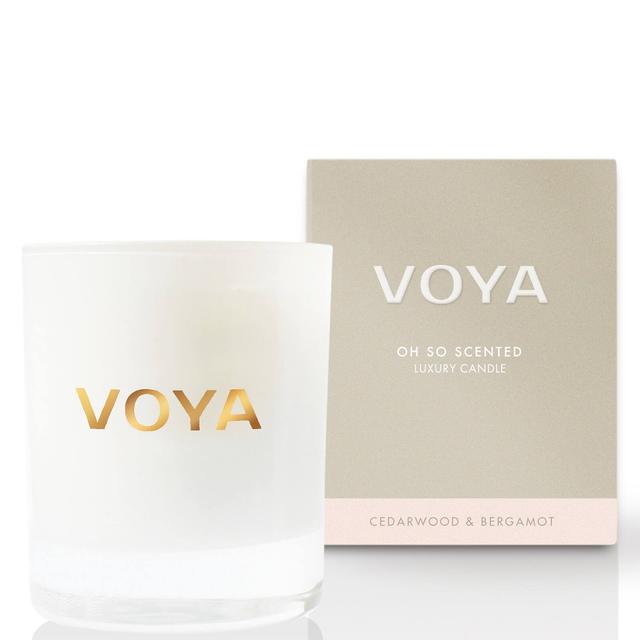 VOYA Luxury Scented Candle Cedarwood and Bergamot 20ml on Productcaster.