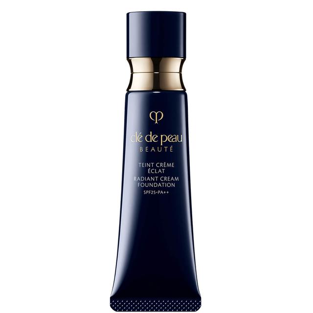 Clé de Peau Beauté Radiant Cream Foundation (Various Shades) - 010 on Productcaster.