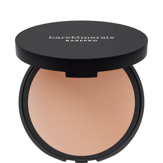 bareMinerals BAREPRO Pressed 16 Hour Foundation 10g (Various Shades) - Medium 30 Cool on Productcaster.