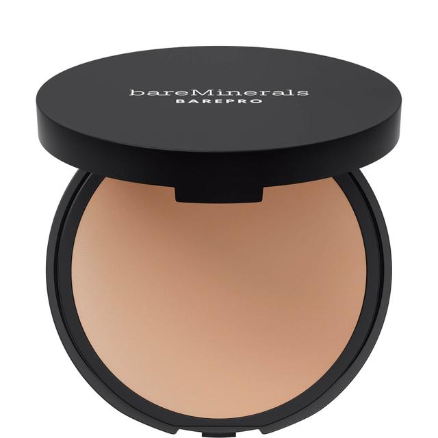 bareMinerals BAREPRO Pressed 16 Hour Foundation 10g (Various Shades) - Medium 32 Cool on Productcaster.