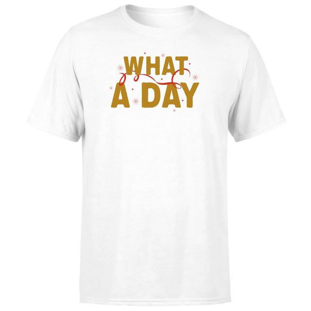 What A Christmas Day Men's T-Shirt - White - S - Weiß on Productcaster.