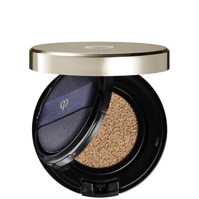 Clé de Peau Beauté Radiant Cushion Foundation (Various Shades) - O30 on Productcaster.