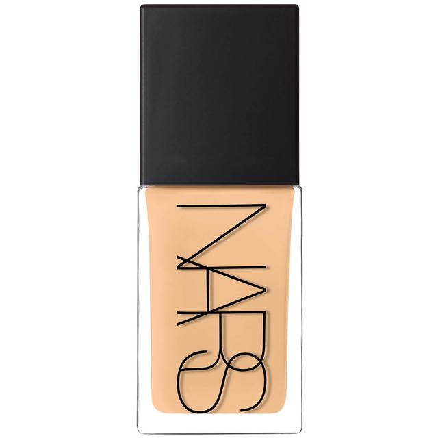 NARS Light Reflecting Foundation 30ml (Various Shades) - Fiji on Productcaster.