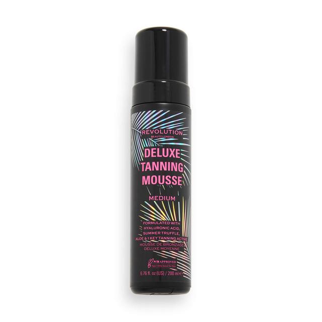 Revolution Tanning Deluxe Tanning Mousse - Light/Medium 200ml on Productcaster.