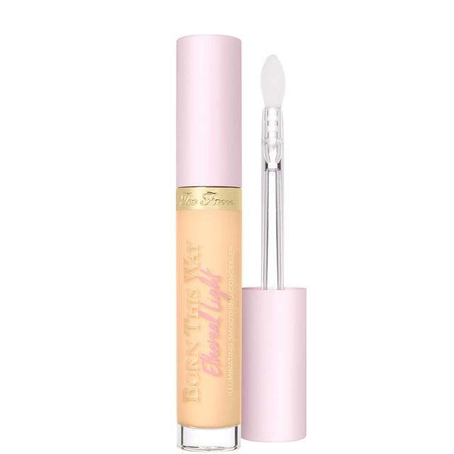 Too Faced Born This Way Ethereal Light Illuminating Smoothing Concealer 15ml (Various Shades) - Graham Cracker on Productcaster.