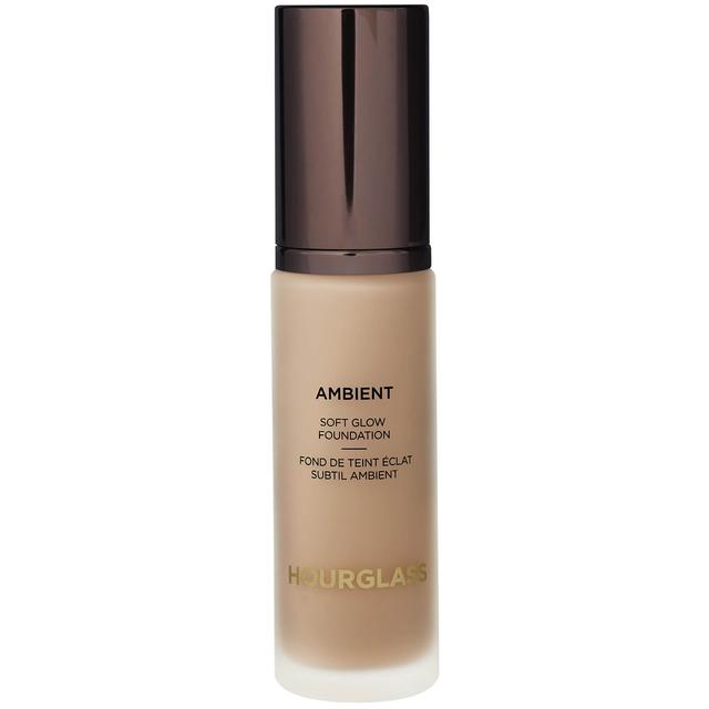 Hourglass Ambient Soft Glow Foundation 30ml (Various Shades) - 8 on Productcaster.