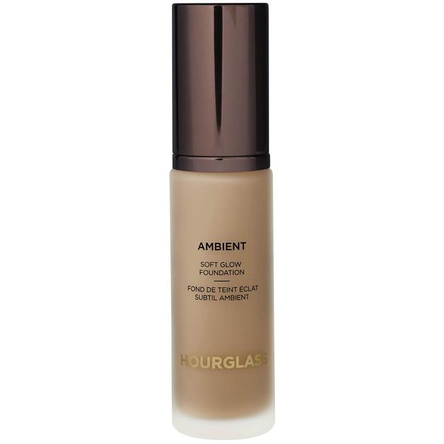 Hourglass Ambient Soft Glow Foundation 30ml (Various Shades) - 9 on Productcaster.