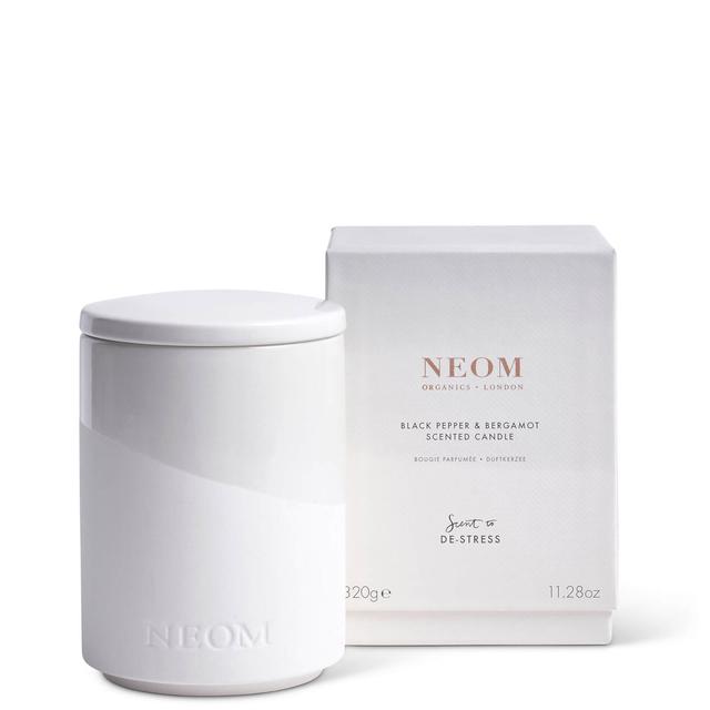 NEOM Black Pepper and Bergamot Scented Candle 320g on Productcaster.