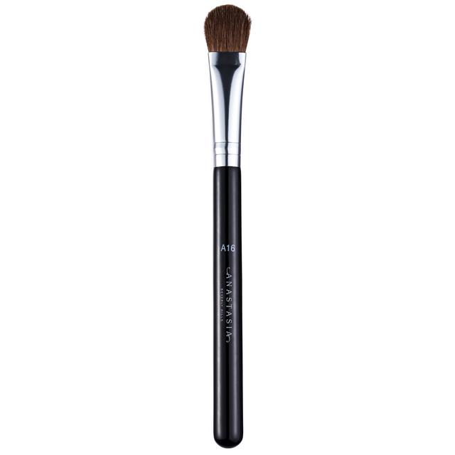 Anastasia Beverly Hills A16 Pro Brush - Large Shadow Brush on Productcaster.