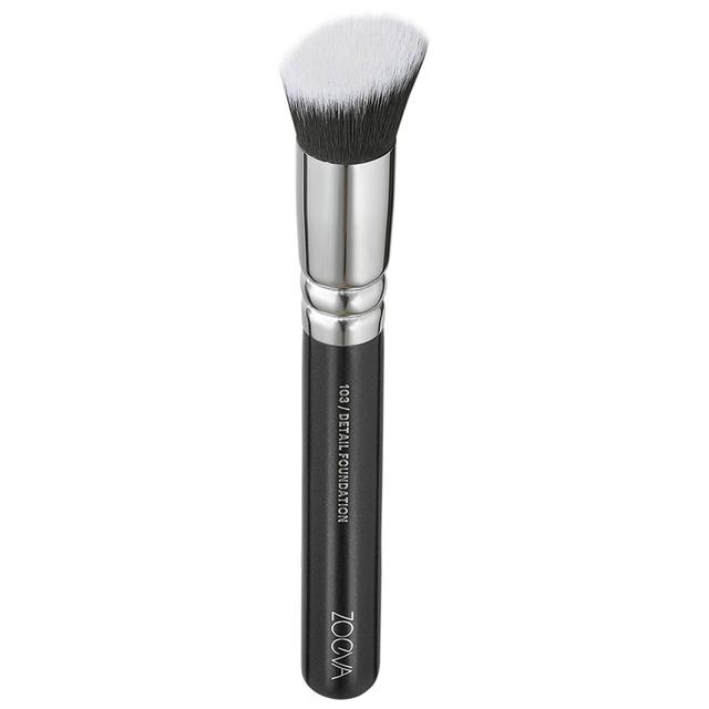 ZOEVA 103 Vegan Detail Foundation Brush on Productcaster.