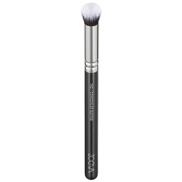 ZOEVA 142 Vegan Concealer Buffer Brush on Productcaster.