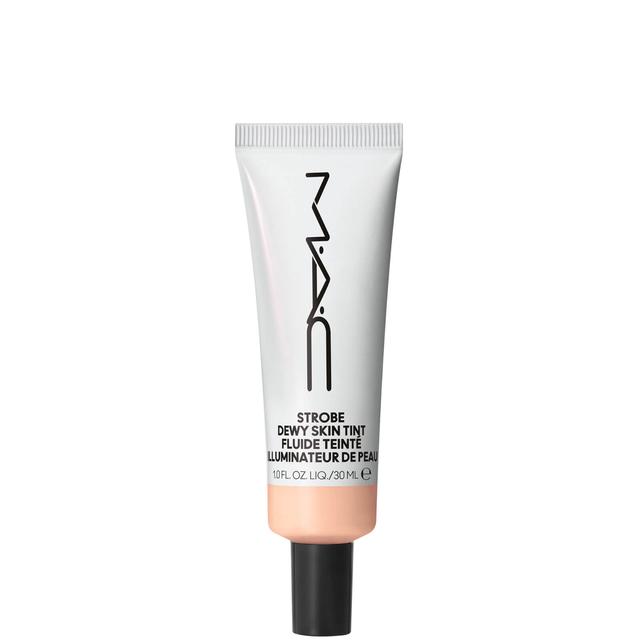 MAC Strobe Dewy Skin Tint Moisturiser 30ml (Various Shades) - Light 3 on Productcaster.