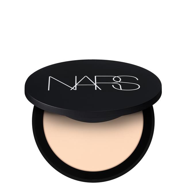 NARS Soft Matte Powder 9g (Various Shades) - Cove on Productcaster.