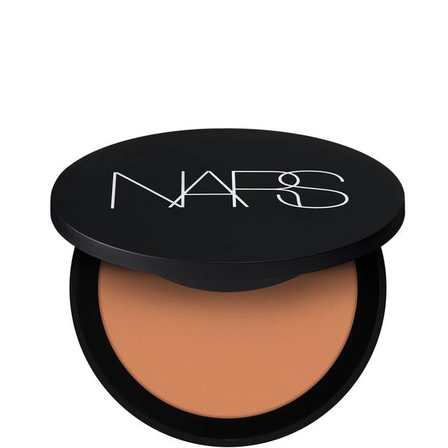 NARS Soft Matte Powder 9g (Various Shades) - Offshore on Productcaster.