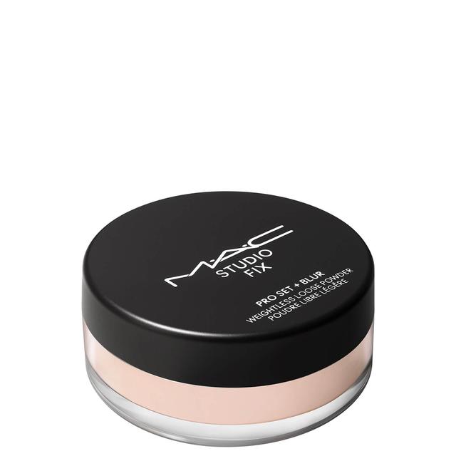 MAC Studio Fix Pro Set + Blur Weightless Loose Powder 6.5g (Various Shades) - LIGHT on Productcaster.