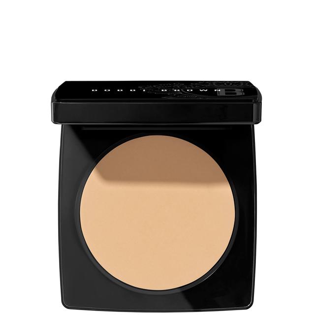 Bobbi Brown Sheer Finish Pressed Powder 11g (Various Shades) - Soft Sand on Productcaster.