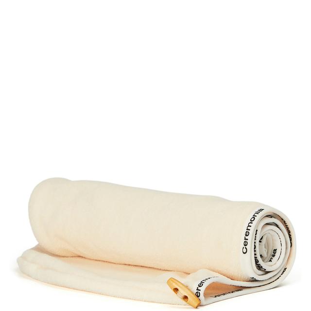 Ceremonia Microfiber Hair Towel - Cream on Productcaster.