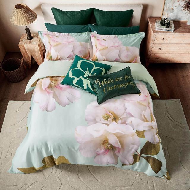 Ted Baker Gardenia Floral Duvet Set - Mint - Double on Productcaster.