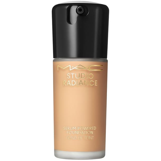 MAC Studio Radiance Serum Powered Foundation 30ml (Various Shades) - NC37 on Productcaster.