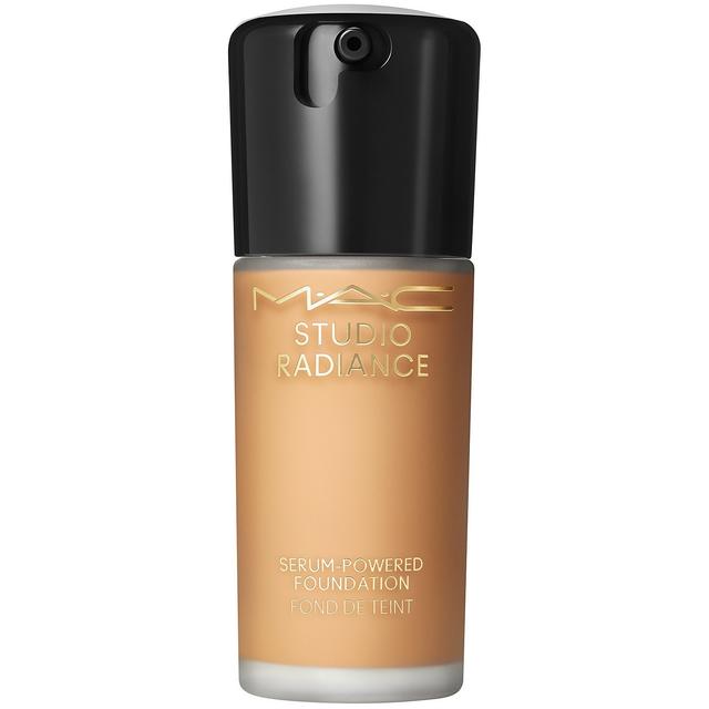 MAC Studio Radiance Serum Powered Foundation 30ml (Various Shades) - NC44 on Productcaster.