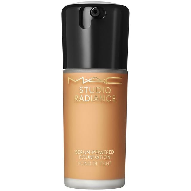 MAC Studio Radiance Serum Powered Foundation 30ml (Various Shades) - NC47 on Productcaster.