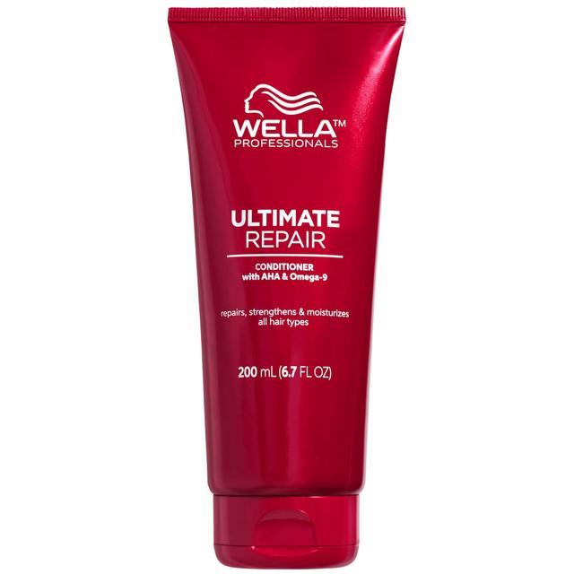 Wella Professionals Care Ultimate Repair Conditioner for All Types of Hair Damage 200ml on Productcaster.