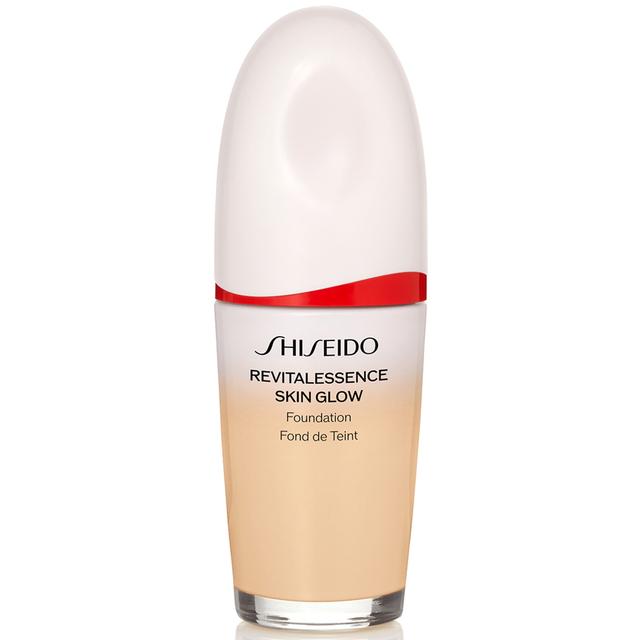 Shiseido Revitalessence Glow Foundation 30ml (Various Shades) - 140 Porcelain on Productcaster.