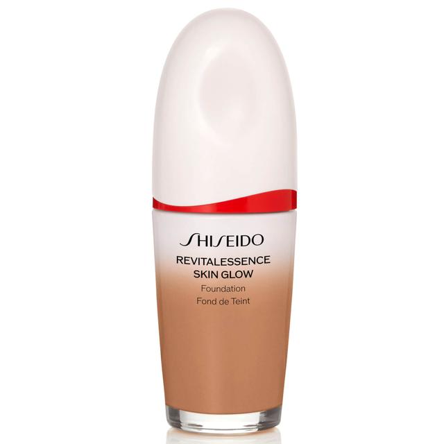 Shiseido Revitalessence Glow Foundation Exclusive 30ml (Various Shades) - 410 Sunstone on Productcaster.