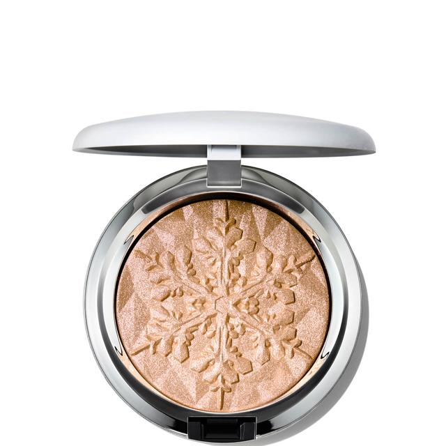 MAC Extra Dimension Skinfinish - Gleamscape 8g on Productcaster.