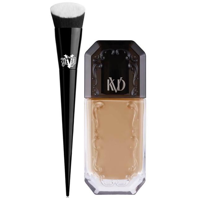 KVD Beauty Lock it Edge Foundation Brush and Beauty Good Apple Full-Coverage Serum Foundation 30ml Bundle (Various Shades) - Light 024 on Productcaster.