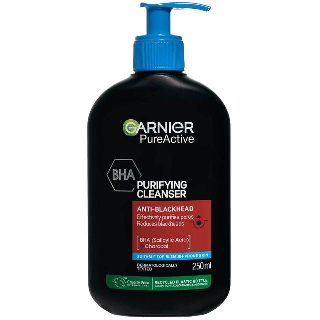 Garnier Pure Active BHA, Salicylic Acid and Charcoal Daily Face Cleanser 250ml on Productcaster.