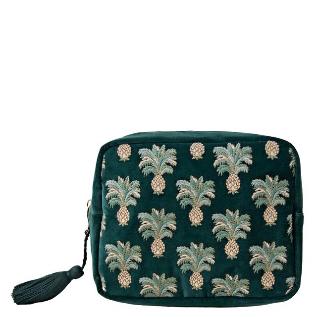 Elizabeth Scarlett Pineapple Emerald Velvet Wash Bag on Productcaster.