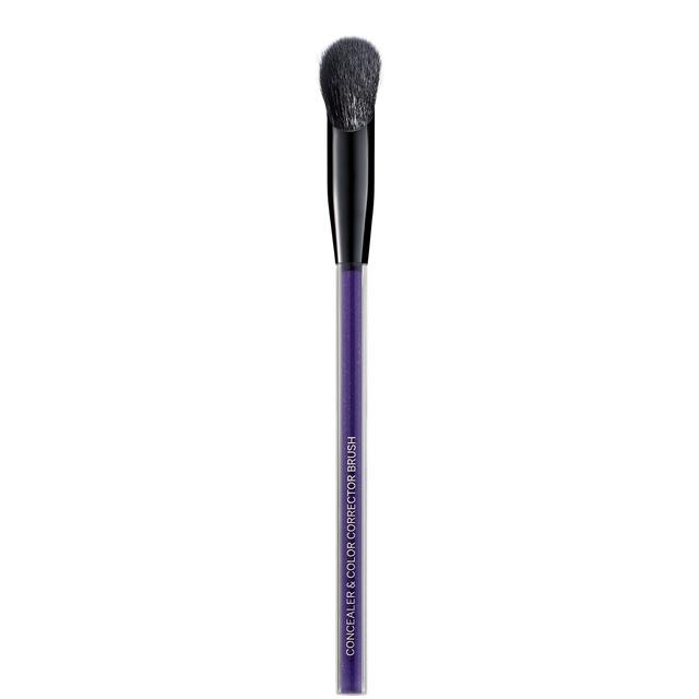 Kevyn Aucoin KAB Concealer and Color Corrector Brush on Productcaster.