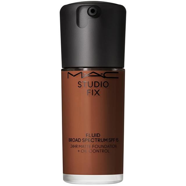 MAC Studio Fix Fluid Broad Spectrum SPF15 Foundation 30ml (Various Shades) - NC63 on Productcaster.