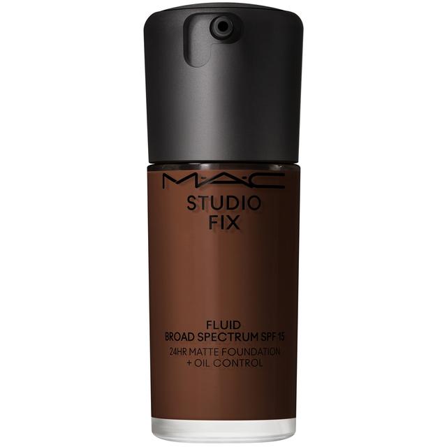 MAC Studio Fix Fluid Broad Spectrum SPF15 Foundation 30ml (Various Shades) - NC65 on Productcaster.