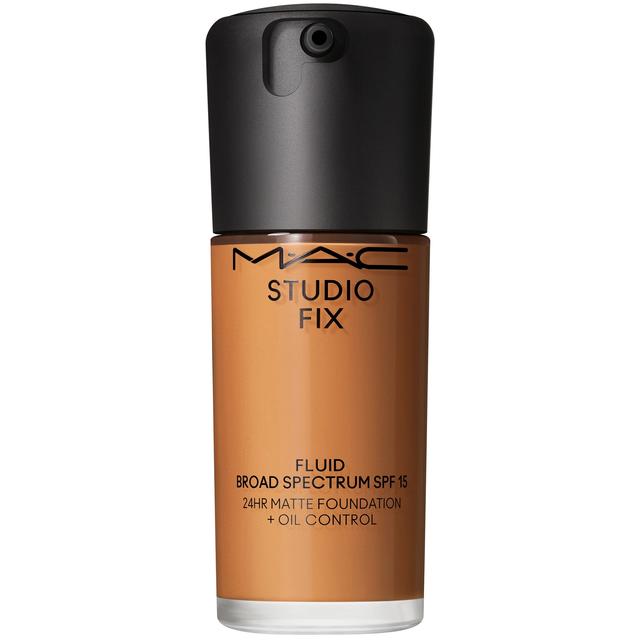 MAC Studio Fix Fluid Broad Spectrum SPF15 Foundation 30ml (Various Shades) - C8 on Productcaster.