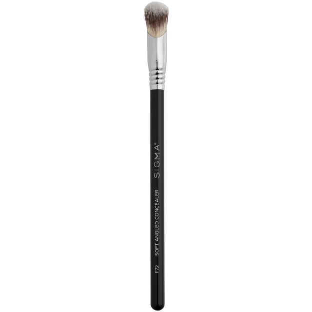 Sigma F72 Soft Angled Concealer Brush on Productcaster.