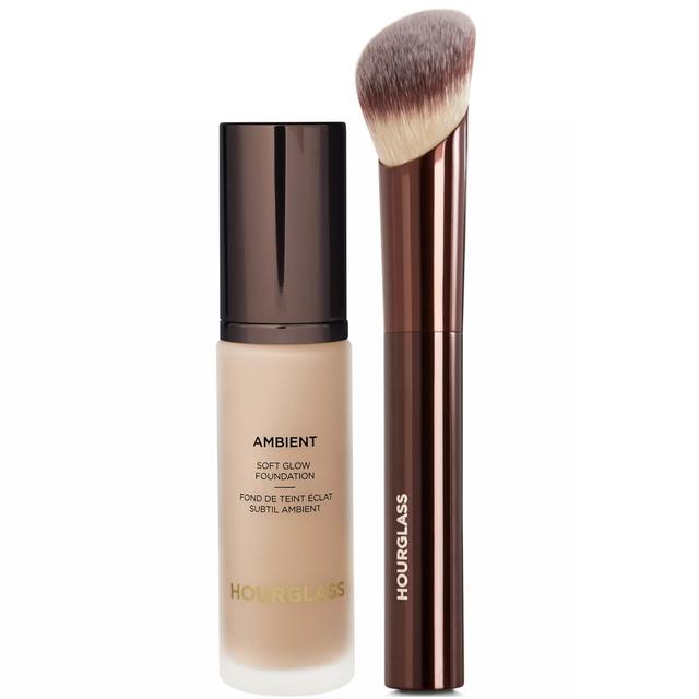 Hourglass Soft Glow Foundation and Soft Glow Foundation Brush Bundle 30ml (Various Shades) - 2.5 on Productcaster.