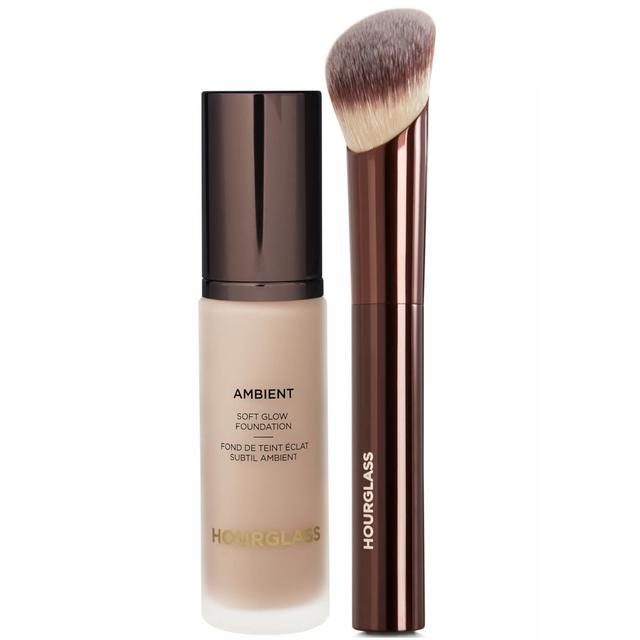 Hourglass Soft Glow Foundation and Soft Glow Foundation Brush Bundle 30ml (Various Shades) - 1.5 on Productcaster.