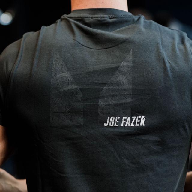 MP Men's Joe Fazer Muscle Fit Graphic T-Shirt - Washed Black - M on Productcaster.