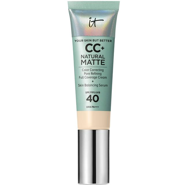 iT Cosmetics Your Skin But Better CC+ Natural Matte 32 ml (Various Shades) - Fair Warm on Productcaster.